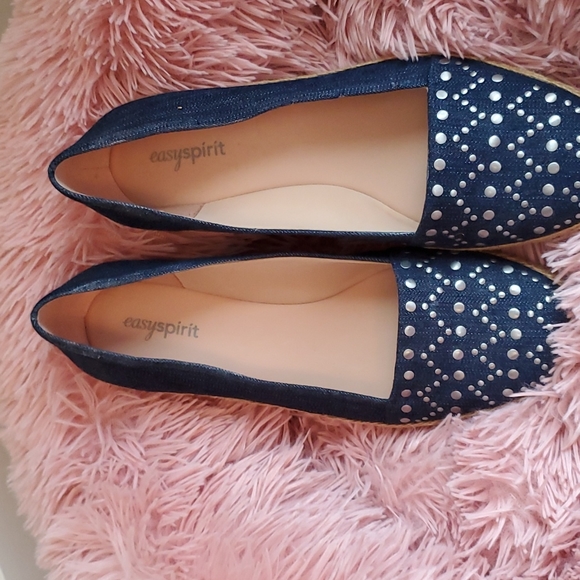 Easy Spirit Denim Slip-on 1.5 inch low wedge shoes Sz 8.5 - Picture 4 of 6